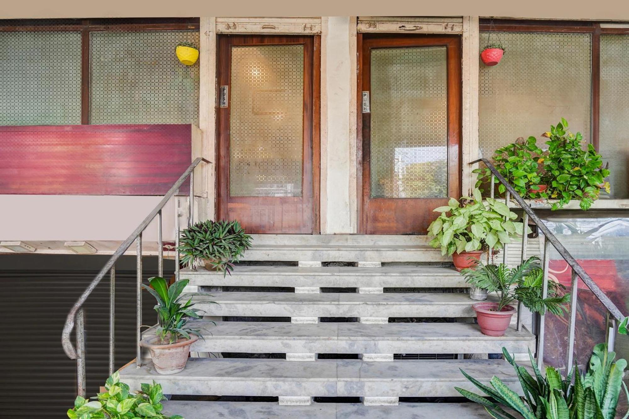 Super Collection O Ratan Lal Nagar Kanpur Exterior foto