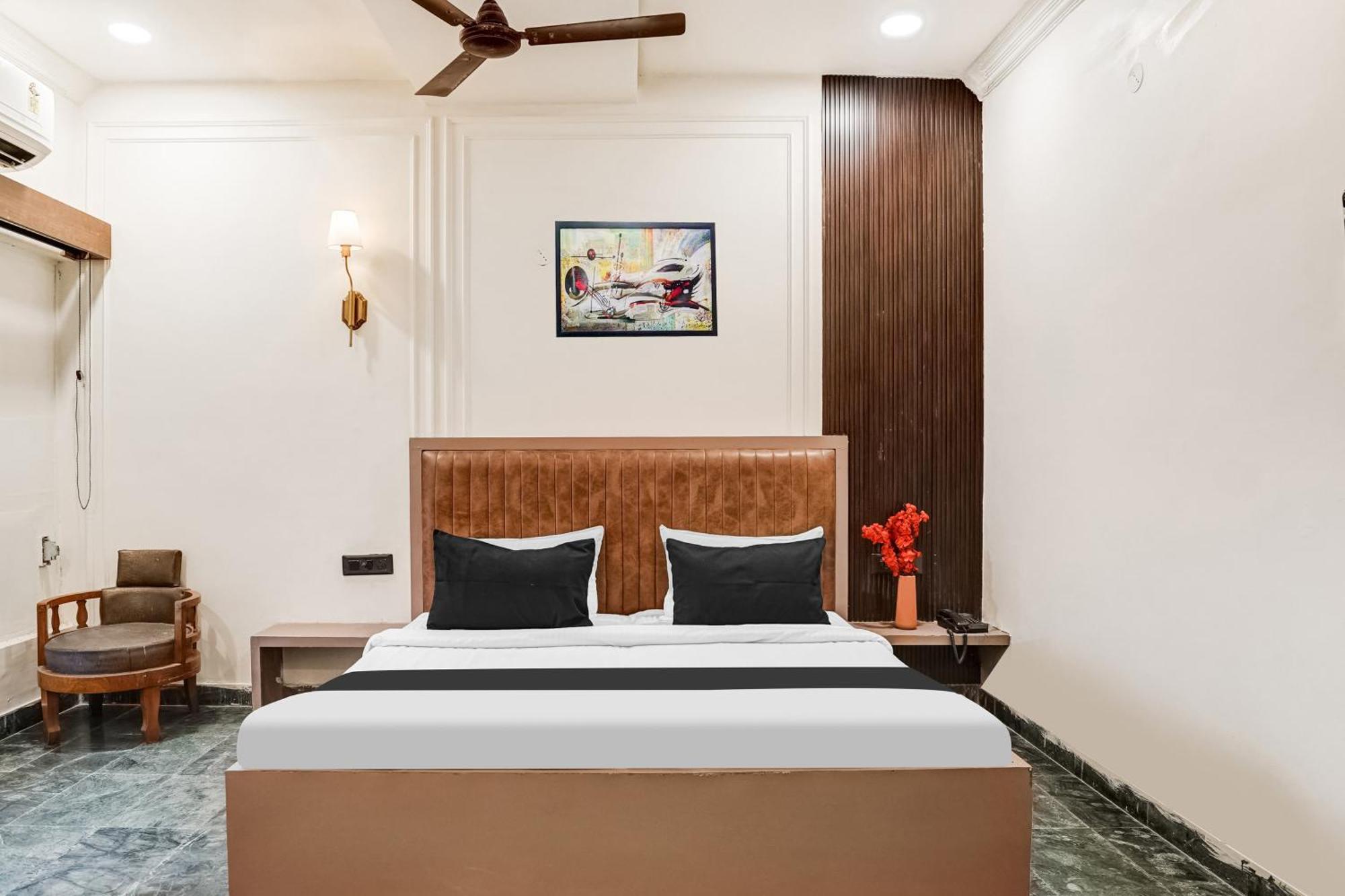 Super Collection O Ratan Lal Nagar Kanpur Exterior foto